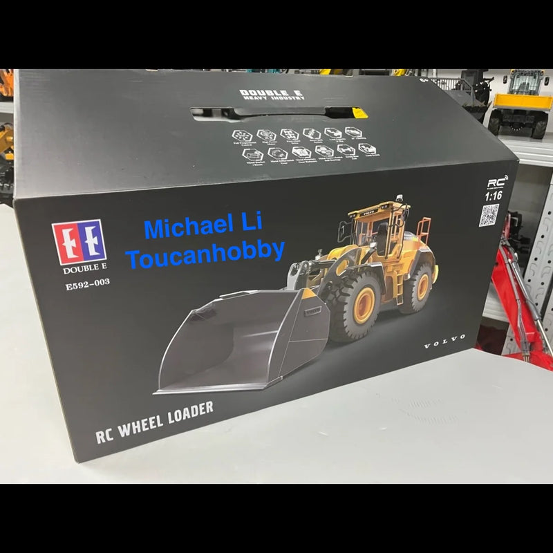 L260H RC Loader 1/16 Double E E592 Electric Loader Remote Control Cars Sound Rotaion Light Toy Boy Construction Trucks TH23665