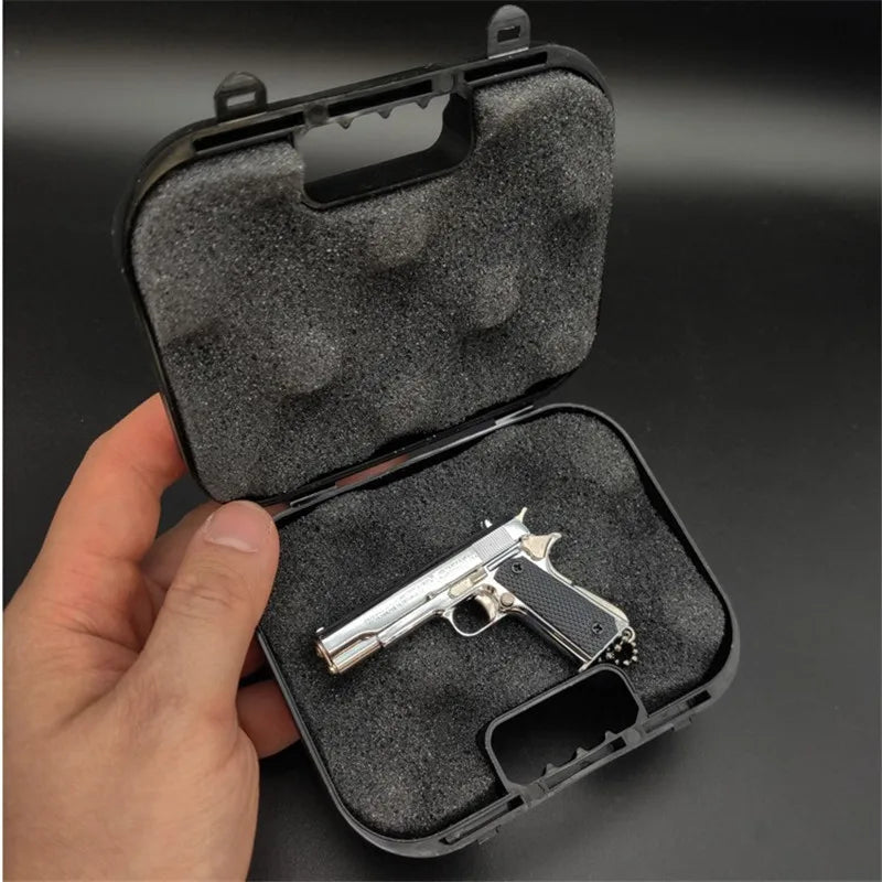 1:3 Metal Model Gun Keychain Plastic Case Miniature Alloy Pistol Suitcase